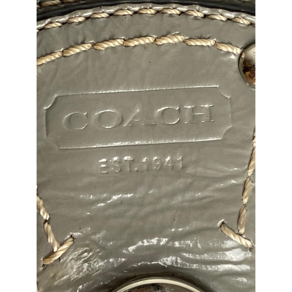Coach wristlet - Picture 4 of 10